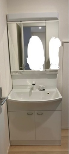 家具 洗面化粧台　三面鏡付き