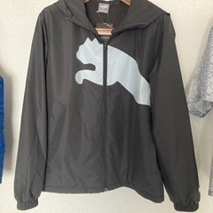 未使用品‼️ Mサイズです‼️プーマフード付き‼️服/ファッション の画像