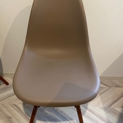 カフェチェア　茶色