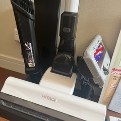 日立　HITACHI 充電式　掃除機　自走式　コードレス　スティック　クリーナー　パワー　サイクロン　強力　スタンド　一式セットの画像