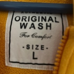 メンズパーカーの画像