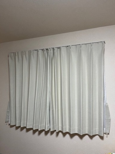 5月26日18時半【受け渡し決定】3セットおまとめ　2セット分　ニトリ　カーテン遮光2級+レース135cm.210cm
