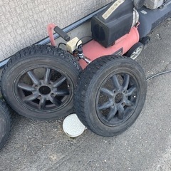 車のパーツ タイヤ、ホイールの画像