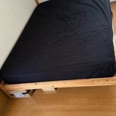 使用期間半年　ダブルベッド　美品　IKEA