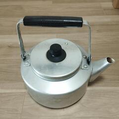 昔ながらのやかん