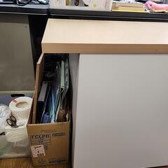 事務用棚の画像