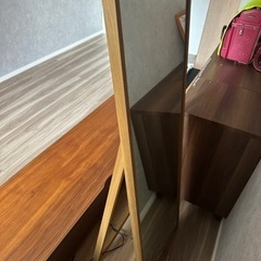 テレビキャビネット　鏡　伸縮棚の画像