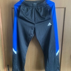 値下げ！！adidas １５０センチ　ジャージ上下の画像
