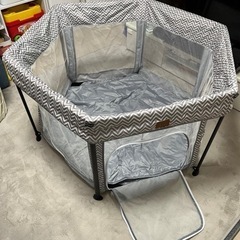 折り畳み ベビーサークル メーカー:ONESTEPメッシュサーク...