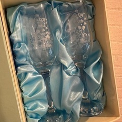 Disney　シャンパングラス【受け取り者取り引き中】