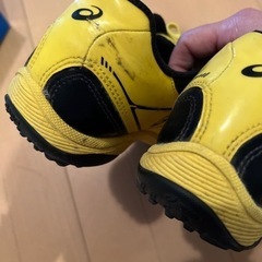 22cm  asics　サッカースパイクの画像