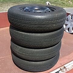 【ご成約済】13インチ ダイハツ純正 鉄ホイール ４本 タイヤは...