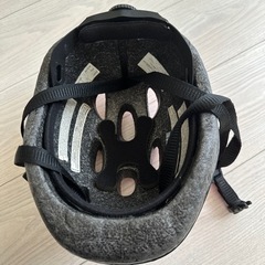 BELL子供自転車用ヘルメットの画像
