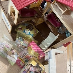 美品✨シルバニアファミリー、家と人形