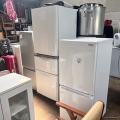 大量の冷蔵庫/洗濯機