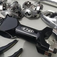 ロードスポーツ、自転車部品まとめ売り（ジャンク扱い）の画像