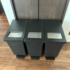 35ℓ用ゴミ箱3個セットの画像