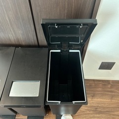 35ℓ用ゴミ箱3個セットの画像