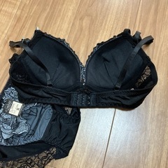 新品・未使用品 C70ブラ&ショーツの画像
