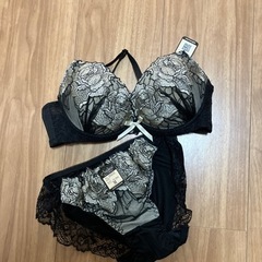 新品・未使用 ブラ＆ショーツ C70