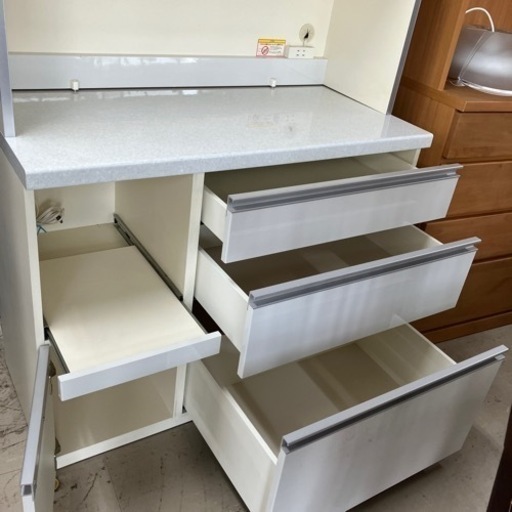  A2404-626 パモウナ キッチンボード ホワイト キズ汚れ有り