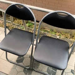 家具 パイプ椅子　二脚の画像