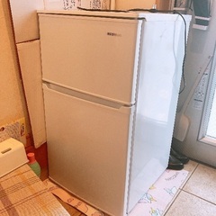 【使用期間一年未満】アイリスオオヤマ冷蔵庫IRSD-9BWホワイト