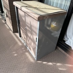 (取引終了)小型物置