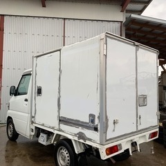 ミニキャブ冷蔵冷凍車の画像