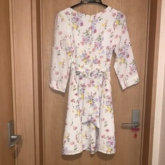 MISCH MASH 花柄ワンピースの画像