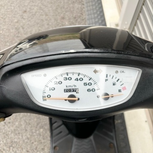 公式 2651.高馬力2スト ZX仕様 バッテリー、エンブレム新品 フロント