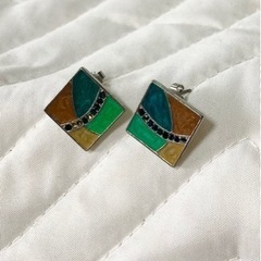 ピアス　グリーン　四角　ミニ　ミニピアス
