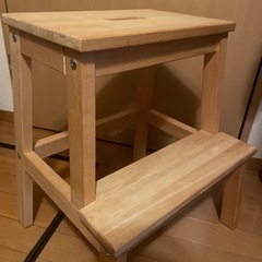 IKEA  ステップスツールの画像