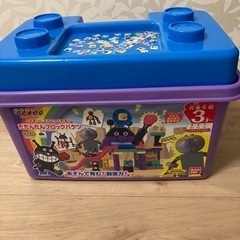 アンパンマン  だだんだんブロックバケツ