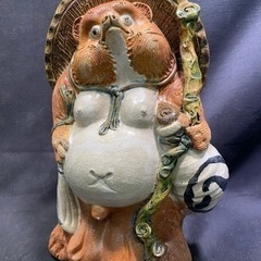 たぬき　置物　縁起物　　0420-019