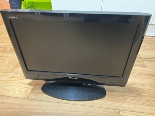 液晶テレビ TOSHIBA 19型　2010年製