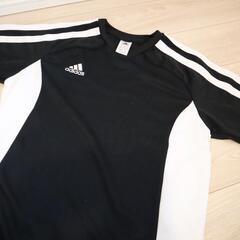 adidas　Tシャツ