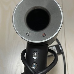 美容家電 Dyson ヘアドライヤーの画像