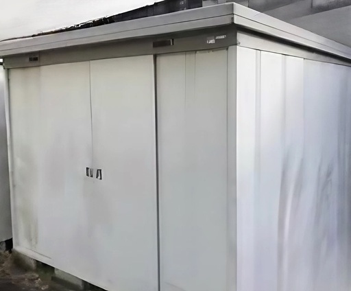 ① 【引き取り限定】大型スチール製物置 屋外用 鍵付き 解体済 ２台 パーツ要修正 山梨県 上野原市