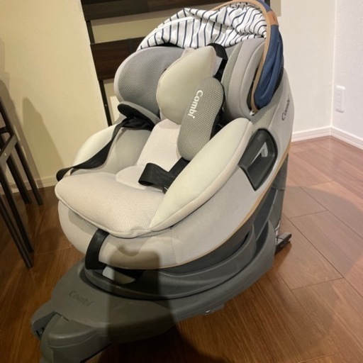combi　チャイルドシート