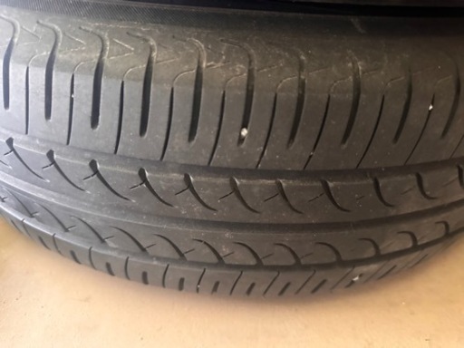 車のパーツ タイヤ、ホイール