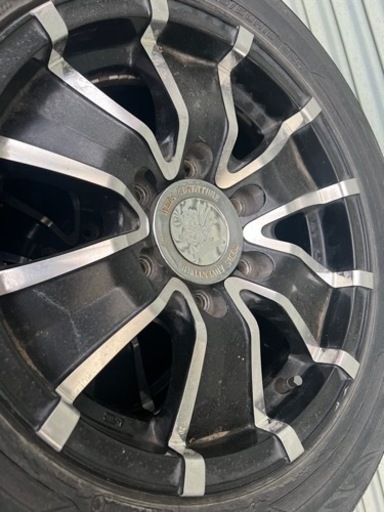 車のパーツ タイヤ、ホイール