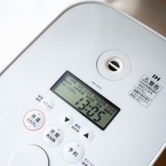 【値下】象印 炊飯器 5.5合 IH式 黒まる厚釜 ホワイト STAN. NW-SA10-WA の画像