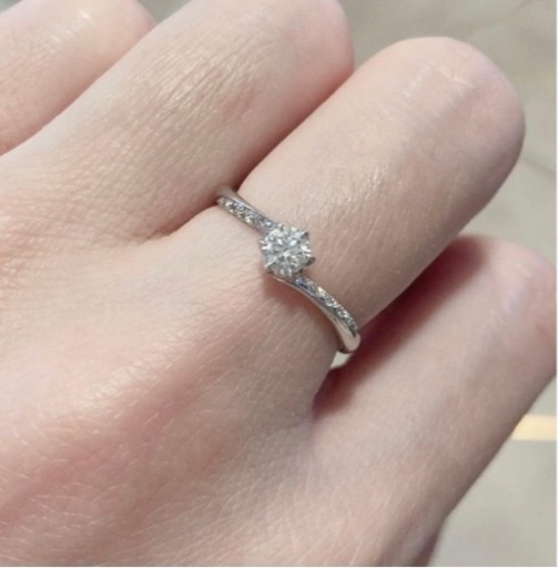 銀座ダイヤモンドシライシ　婚約指輪