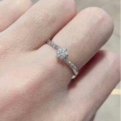 銀座ダイヤモンドシライシ　婚約指輪の画像