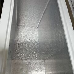 冷凍庫(上開き・１年ほど使用)