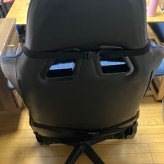 ゲーミングチェア　