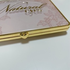 トゥーフェイスド  アイシャドウパレットの画像