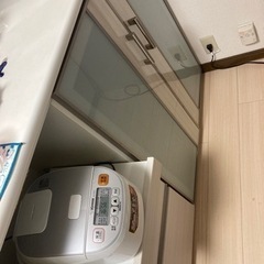 食器棚　25日までの画像