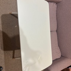 テーブル